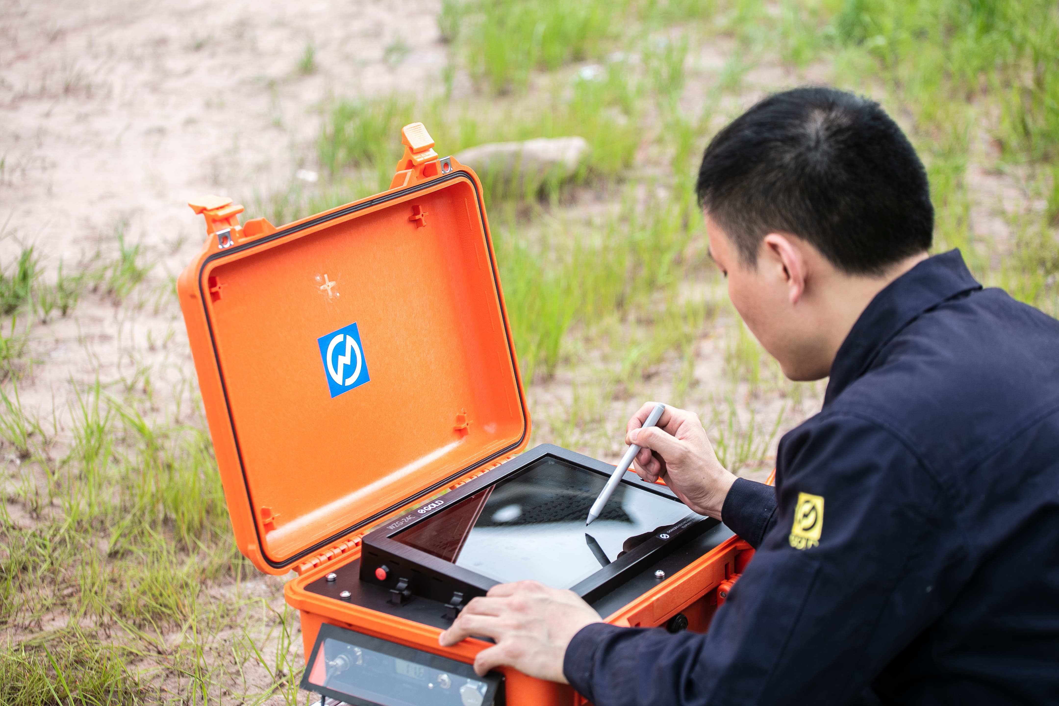 Ocean Bottom Seismic Nodes Marine Seismic Streamer Systems Portable Seismic Source Equipment