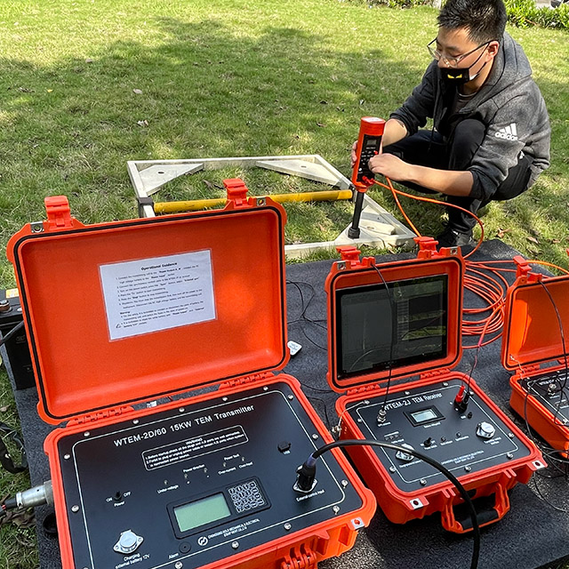 Mine Detector Vertical Resistivity Soundings Transient Electromagnetic Equipment 