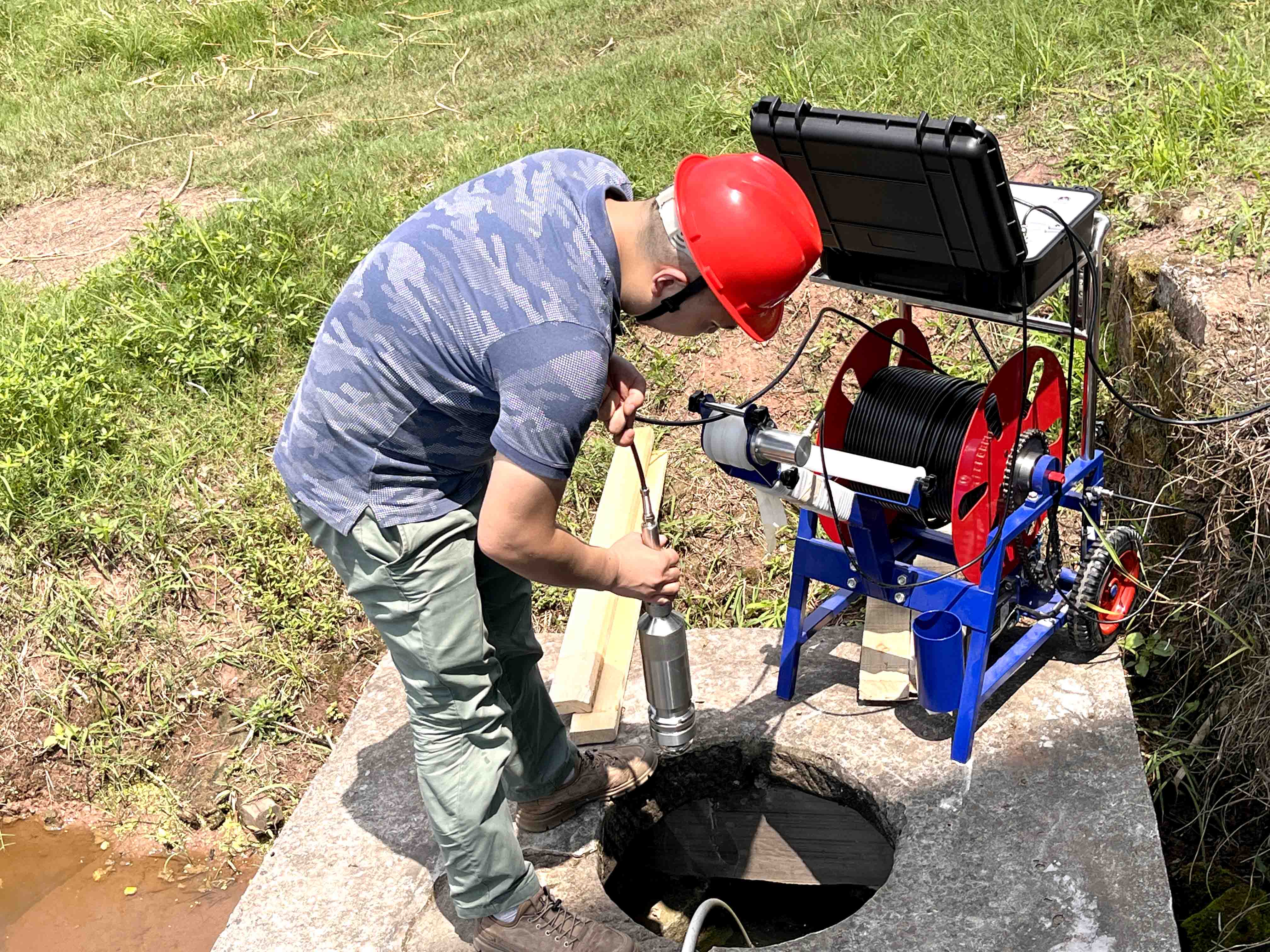 Gold Company's Independently Developed Borehole Camera Water Well Survey Experiment