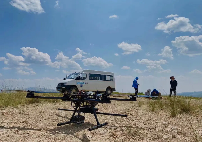 Helicopter-mounted Magnetometer Towed Magnetometer UAV Autogyro Magnetic Detector