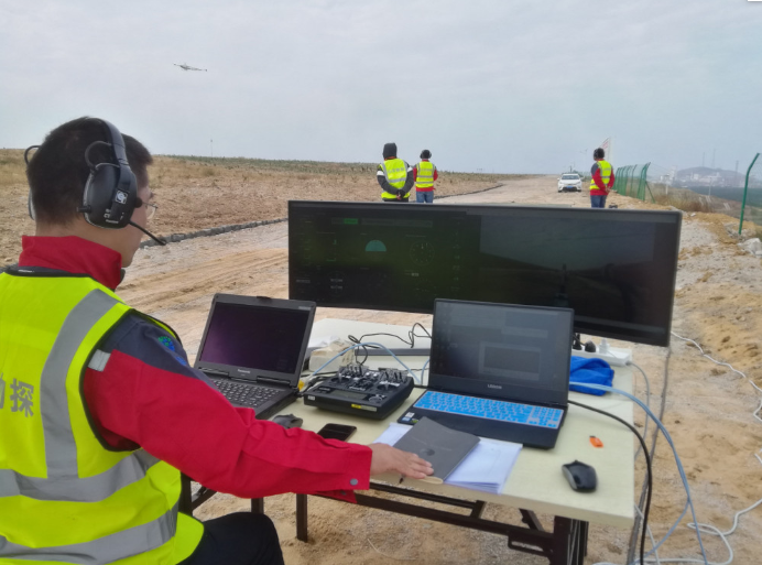 Helicopter-mounted Magnetometer Towed Magnetometer UAV Autogyro Magnetic Detector