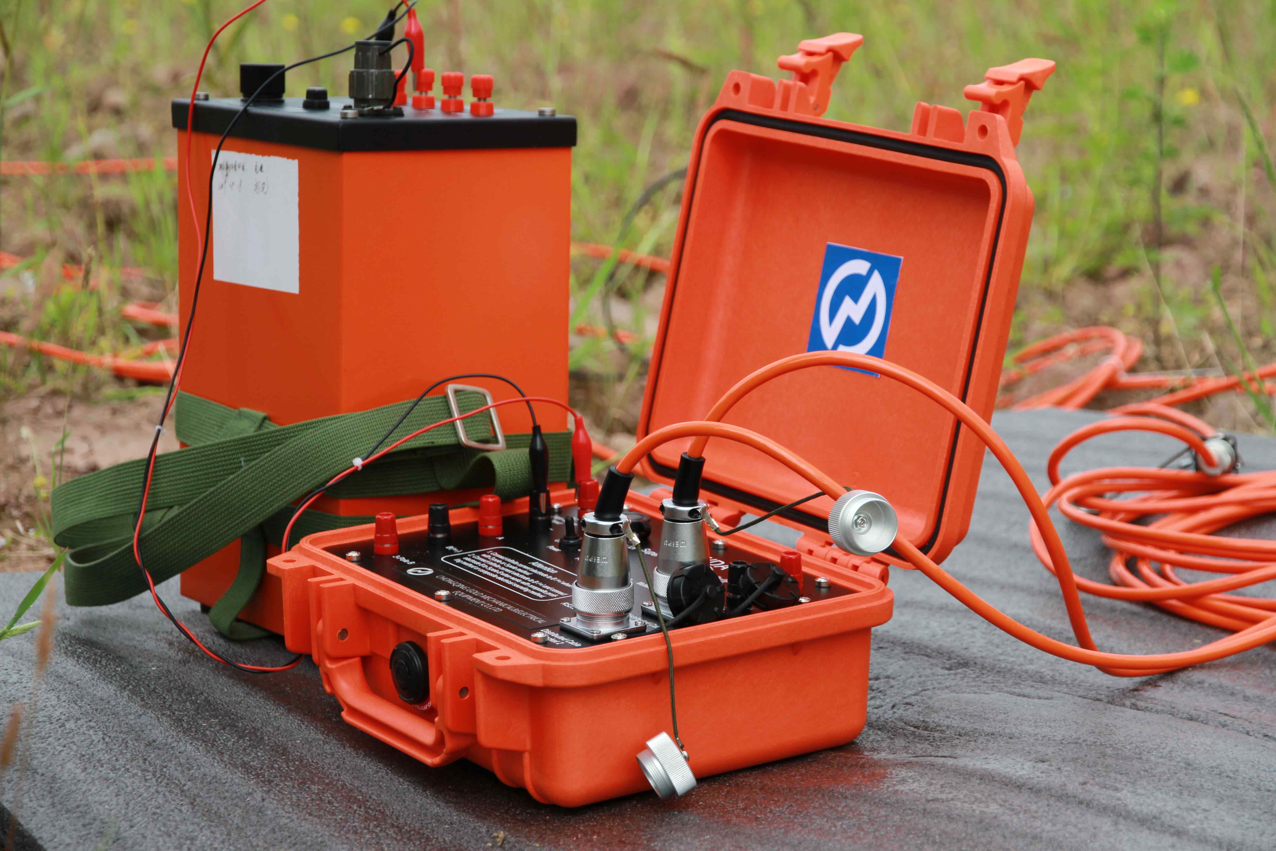 Lithium Battery Geophysical Gear Fault Zone Detection Device Deep Earth Resistivity Mapper